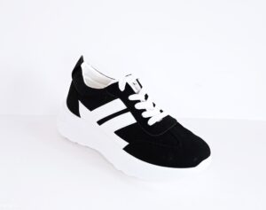 2028 Black - Image 3